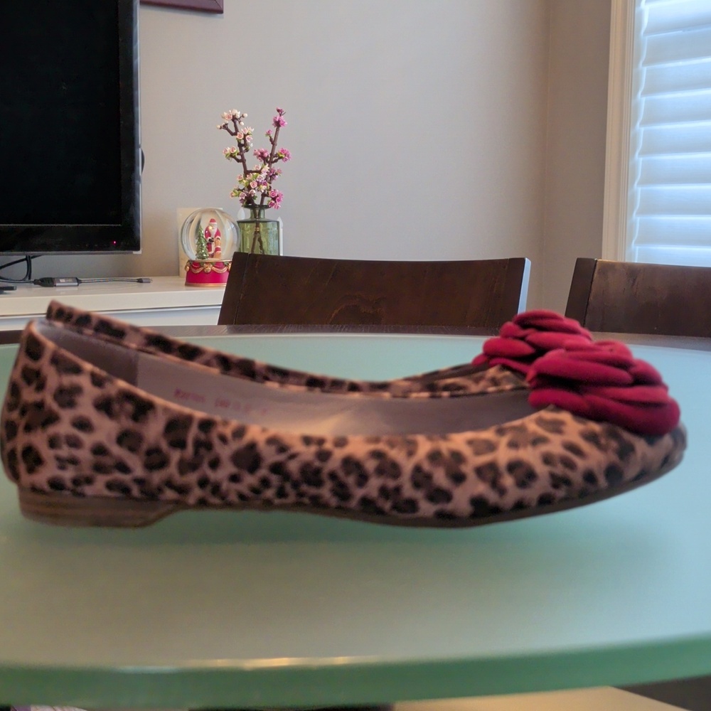ANTHROPOLOGIE| Staccato Leopard Ballet Flats - Sz 7 - Picture 8 of 11